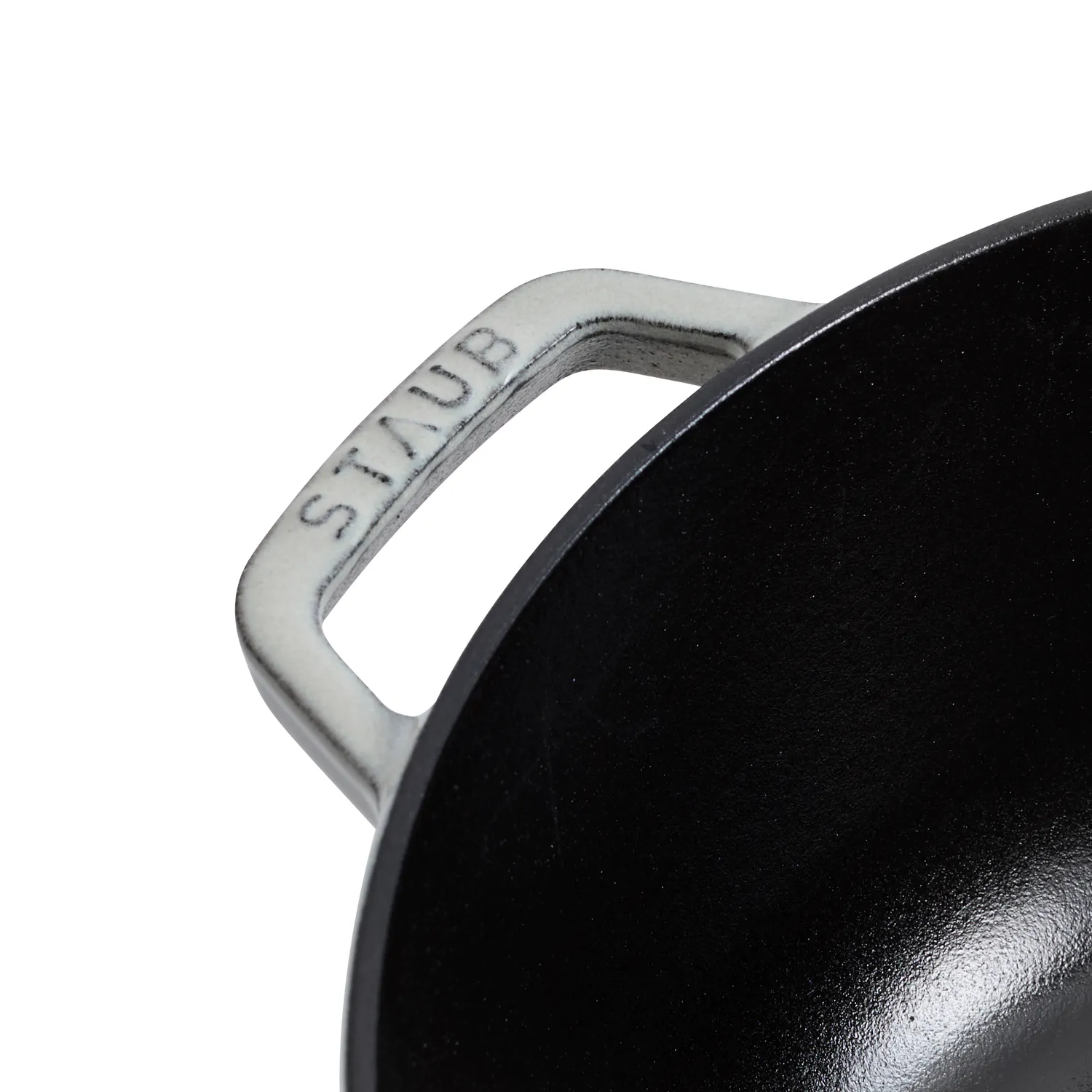 Staub Essential French Oven, 5 Qt. 