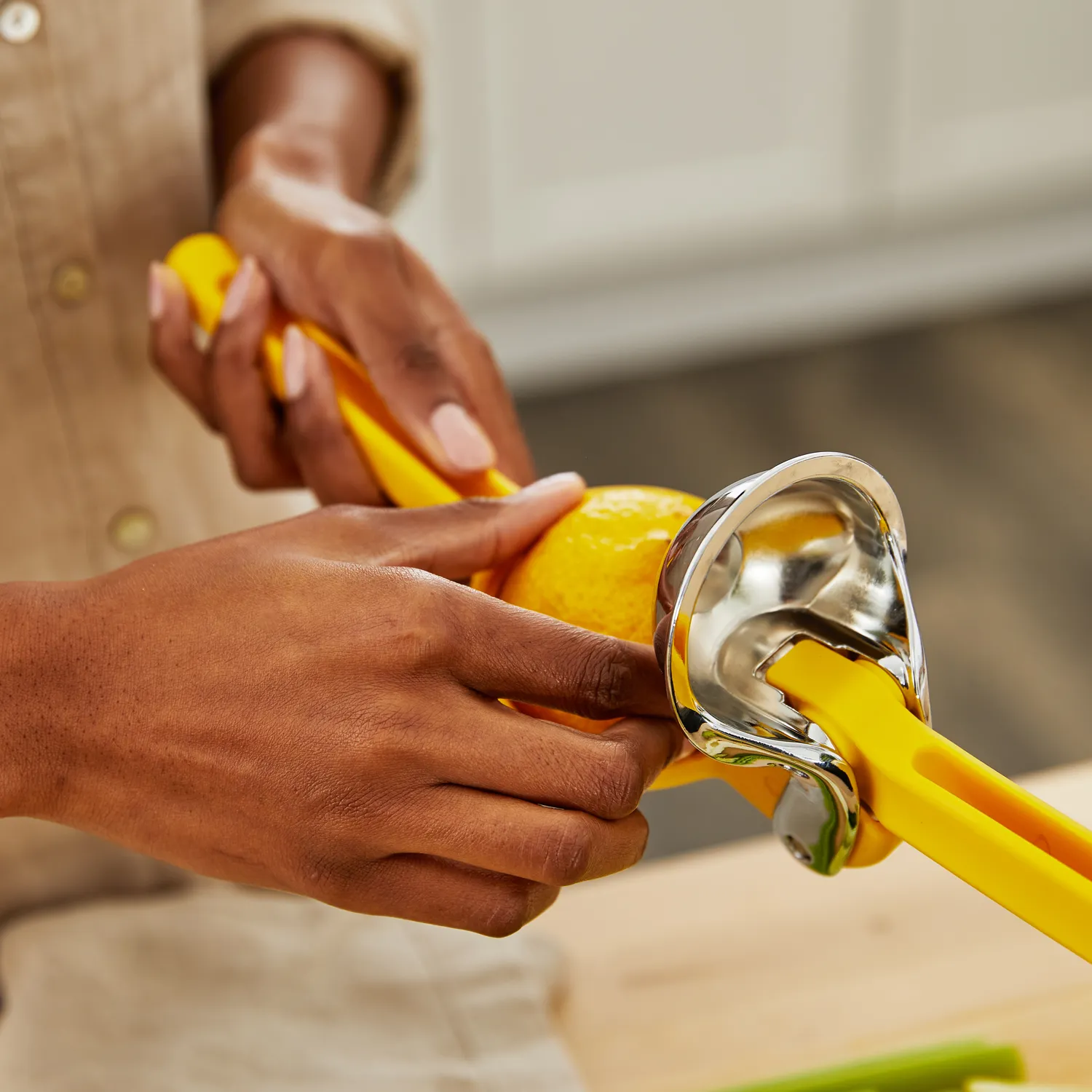 Chef'n FreshForce Lemon Juicer 2.0