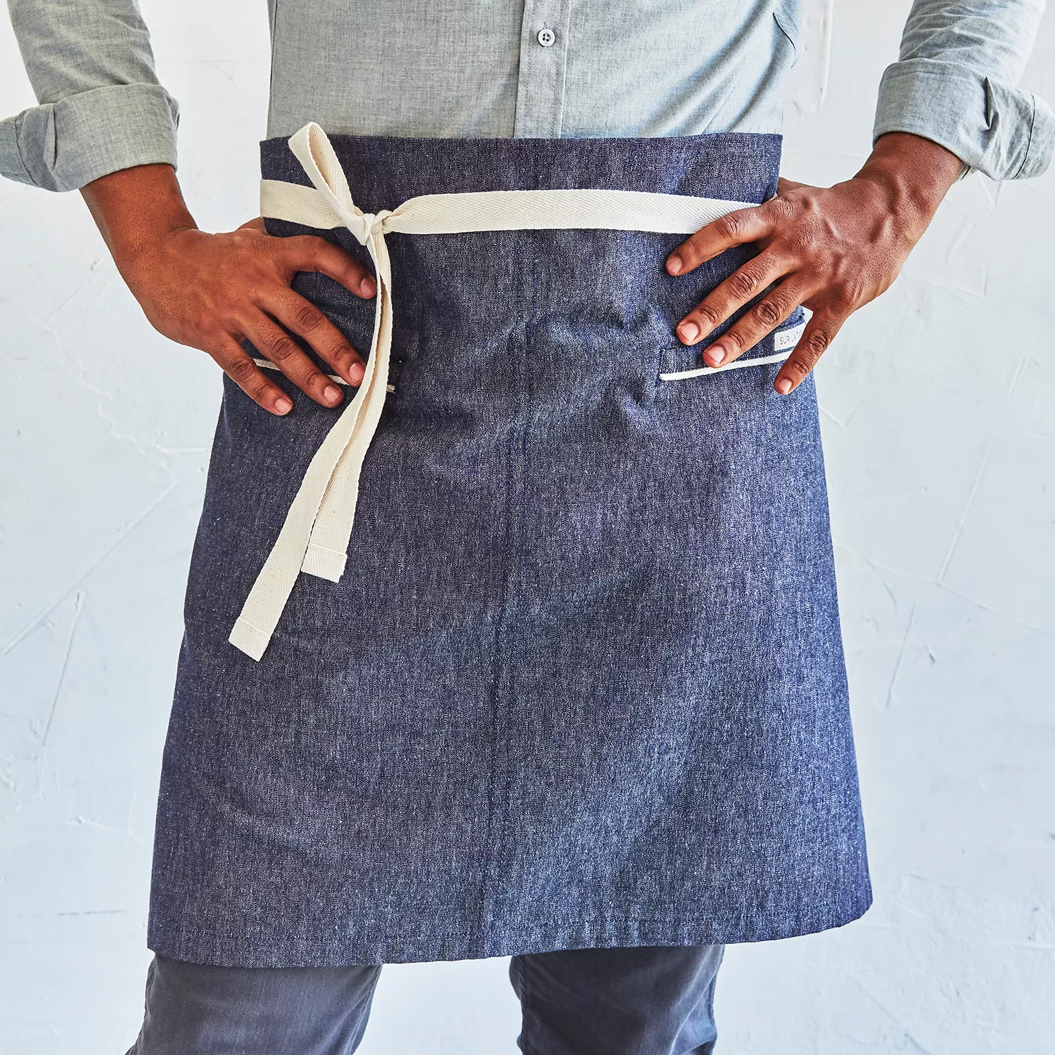 Sur La Table The Sommelier Signature Apron