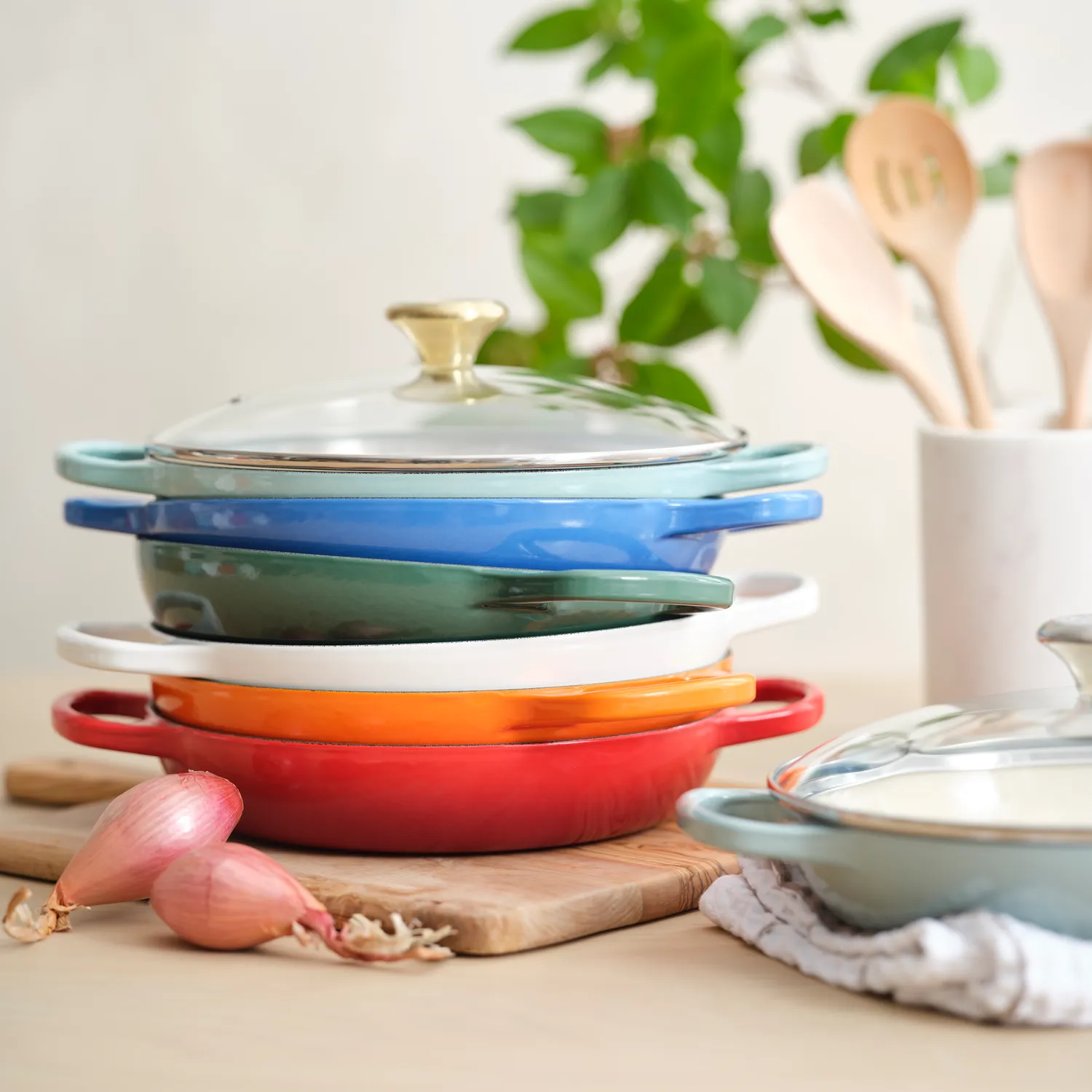 Le Creuset Signature Braiser with Glass Lid, 2.25 qt.