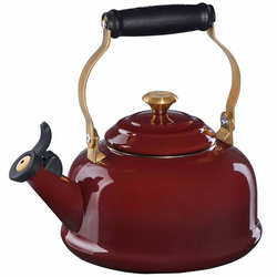 Le Creuset Classic Whistling Kettle with Gold Knob