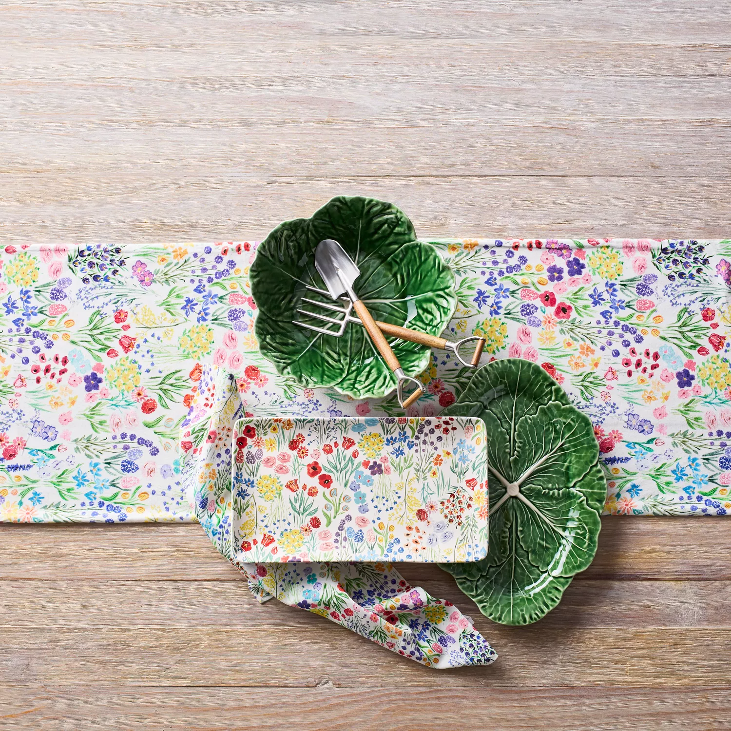 Sur La Table Jardin Table Runner