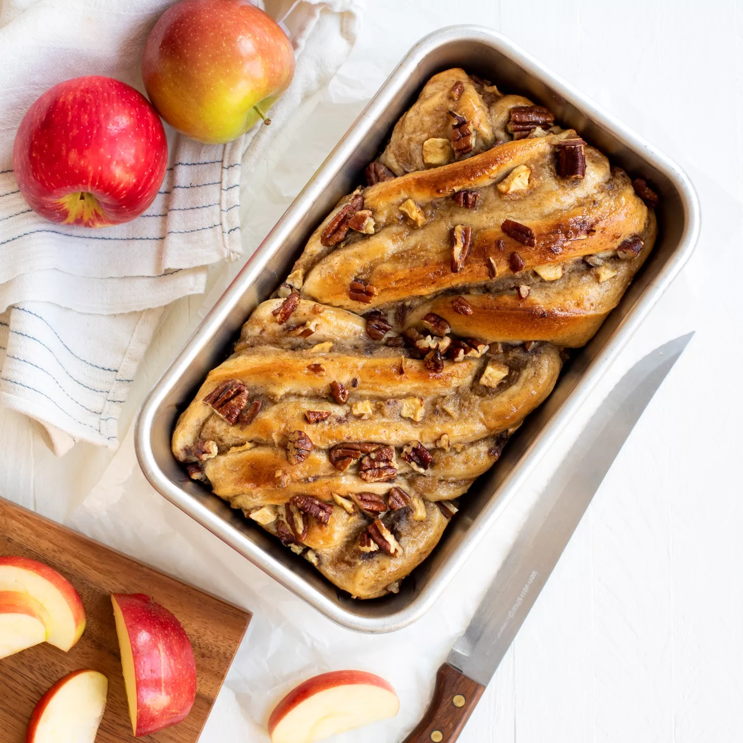 Strapped Mini Bread Loaf Pan Set (4 Loaves)