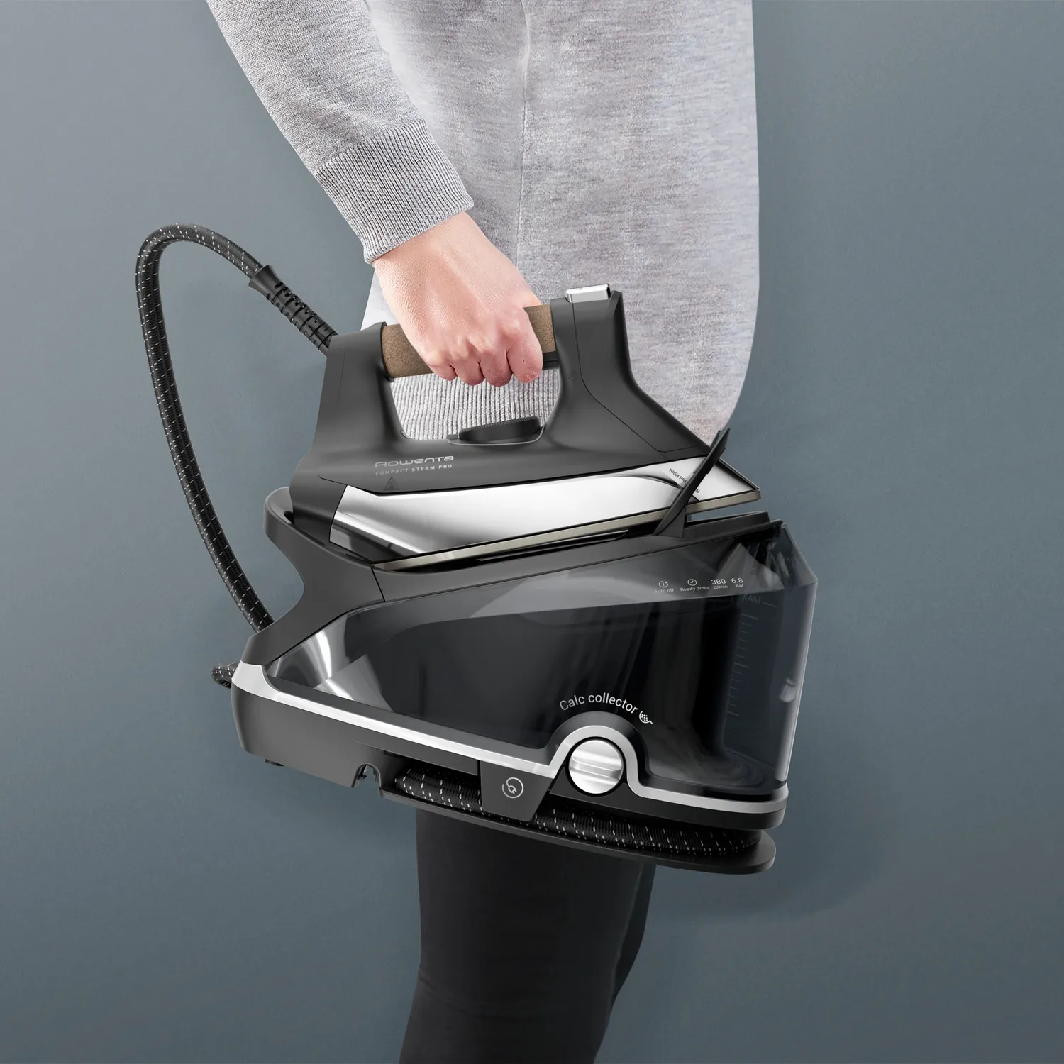 Rowenta Compact Steam Pro Cork High-Pressure Steam Station