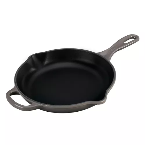 Le Creuset Signature Cast-Iron Skillet, 9&#34;