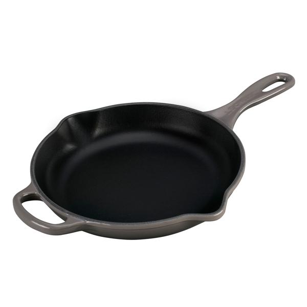 Le Creuset Signature Skillet, 9"
