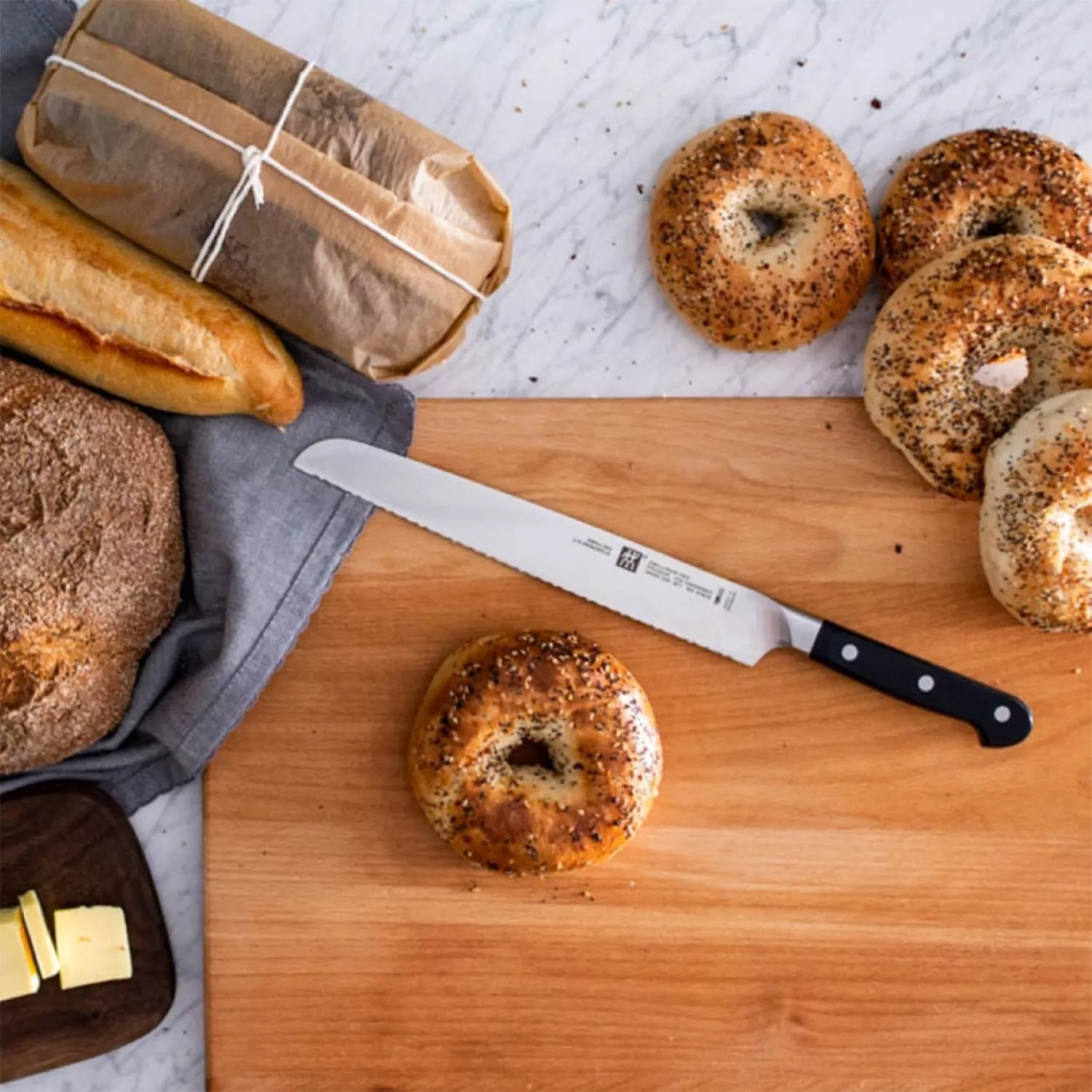 Professional Kitchen Knife Bread