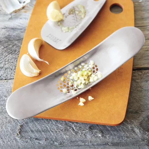 Joseph Joseph Garlic Rocker