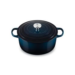 Le Creuset Signature Round Dutch Oven, 7.25 qt.
