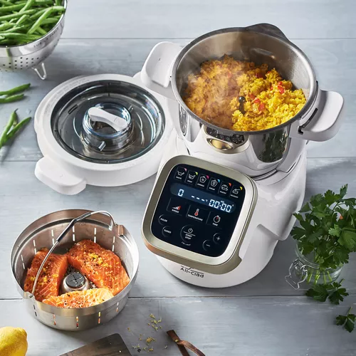 Lemon Pepper Salmon with Saffron Rice