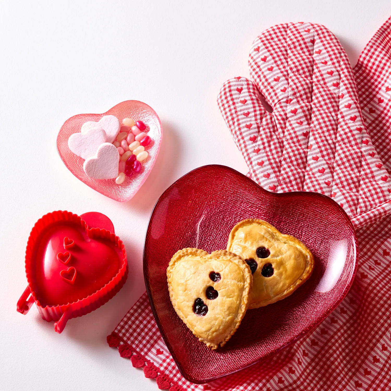 Sur La Table Valentine's Day Heart Platter