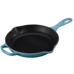 Le Creuset Signature Cast-Iron Skillet, 9" Best skillet ever!
