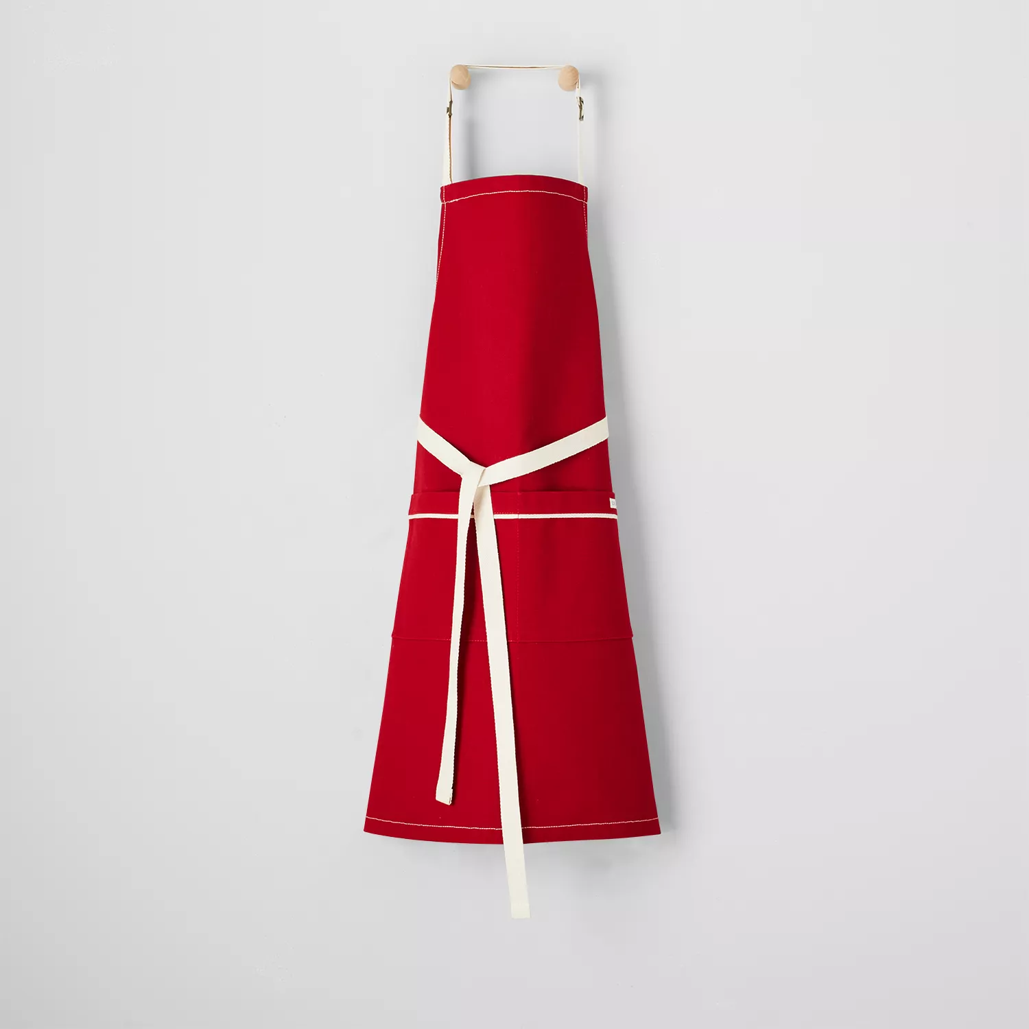 Sur La Table The Gleaner Signature Apron