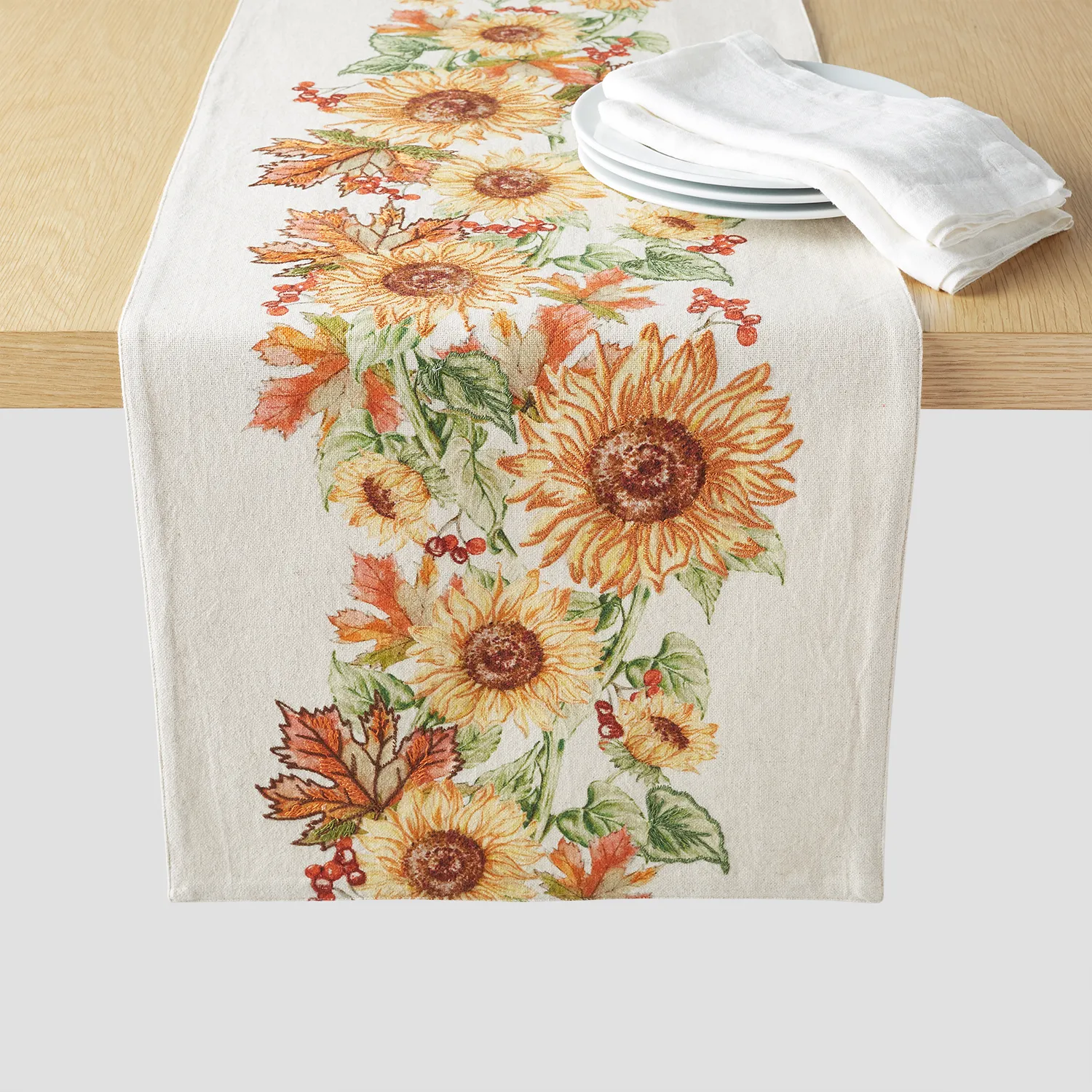 Sur la table Thanksgiving Harvest Sunflower Runner 16" x 108"