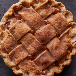 Online Focus Series: Salted Caramel Lattice-Top Apple Pie (Eastern Time)