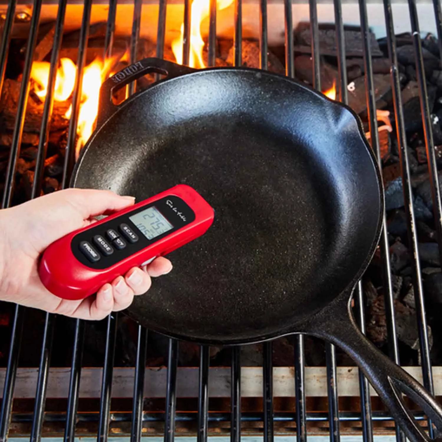thumbnail image 2 of ThermoPro APT200 Meat Thermometer For Cooking With Extra-Large 2-Inc 2 of 13