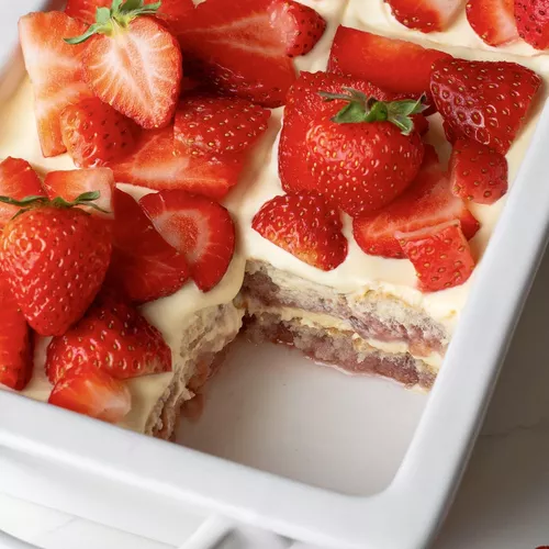 Strawberry Tiramisu