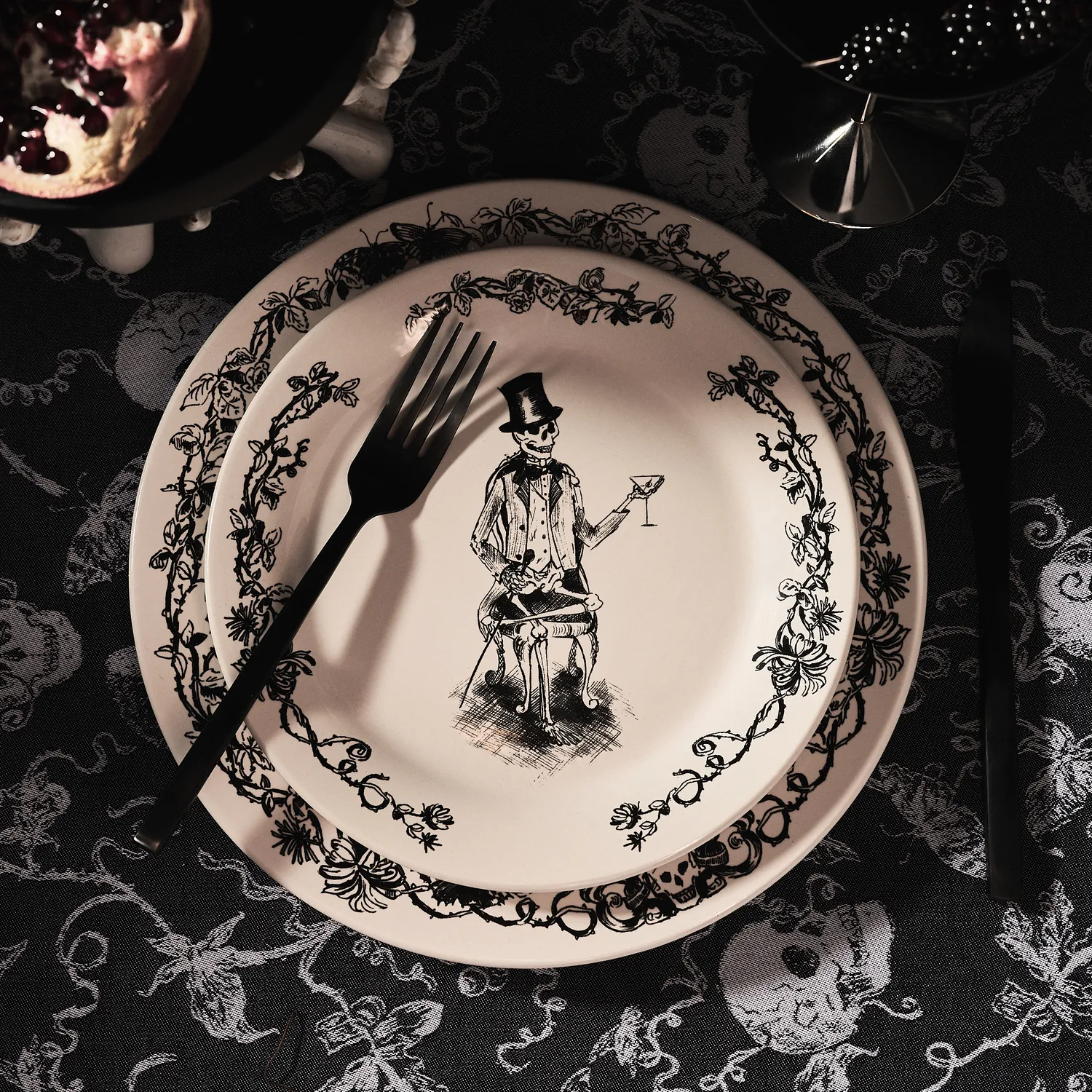 Sur la table Halloween Salad Plate