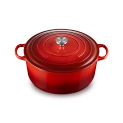 Le Creuset Signature Round Dutch Oven, 13.25 qt. great large pot