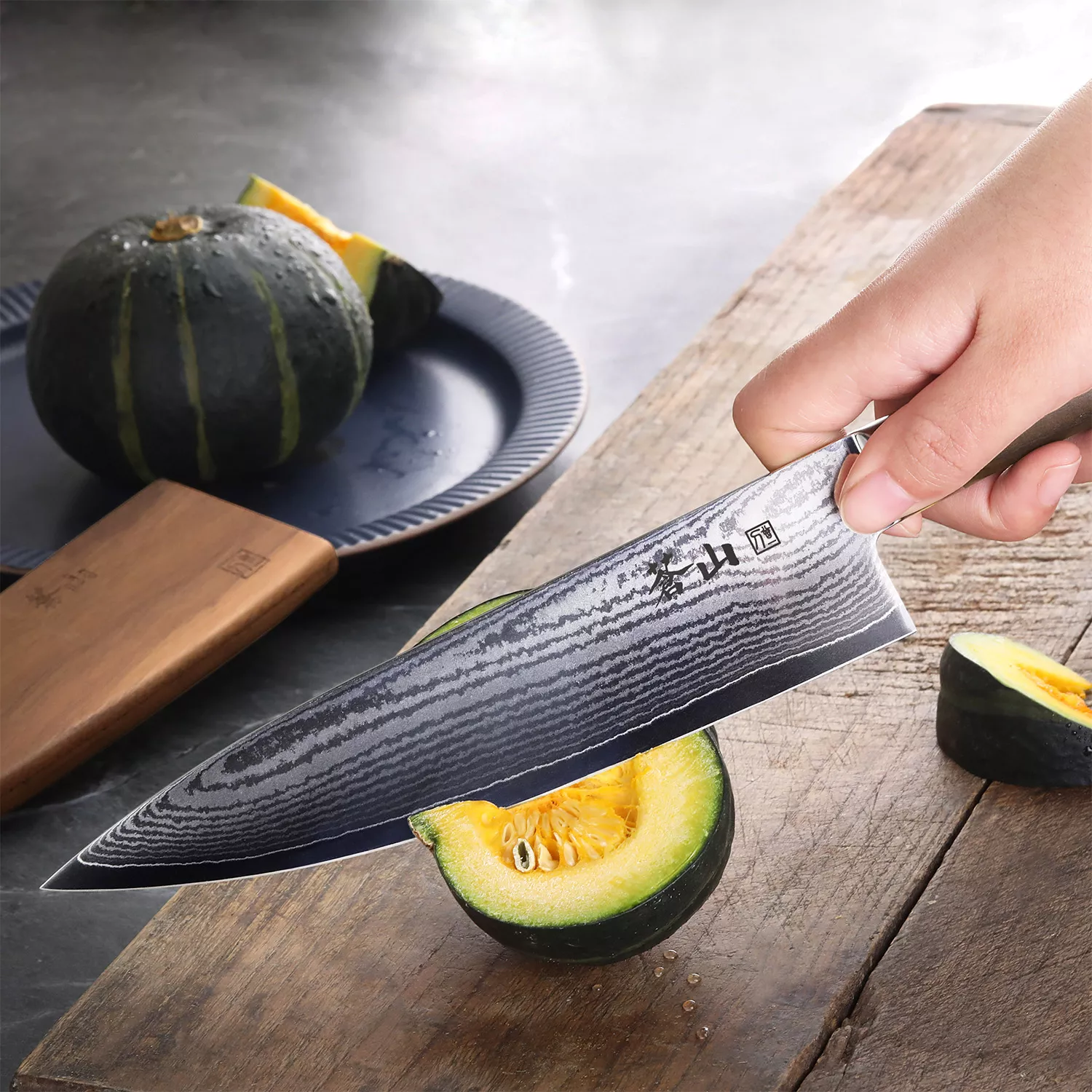 HAKU Series 8-Inch Chef's Knife with Sheath, Forged X-7 Damascus Steel –  Cangshan Cutlery Company
