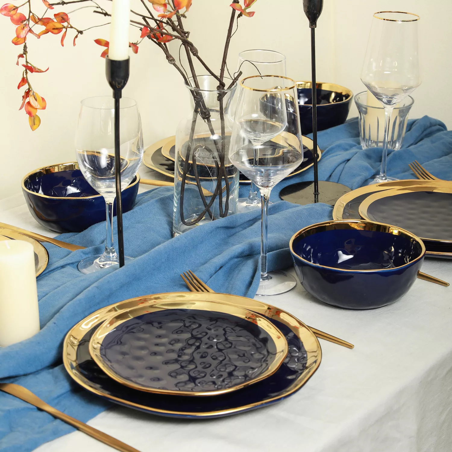 Stone Lain Florian Porcelain 16-Piece Round Dinnerware Set