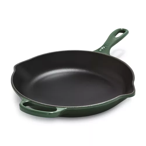 Le Creuset Signature Cast-Iron Skillet, 10.25"