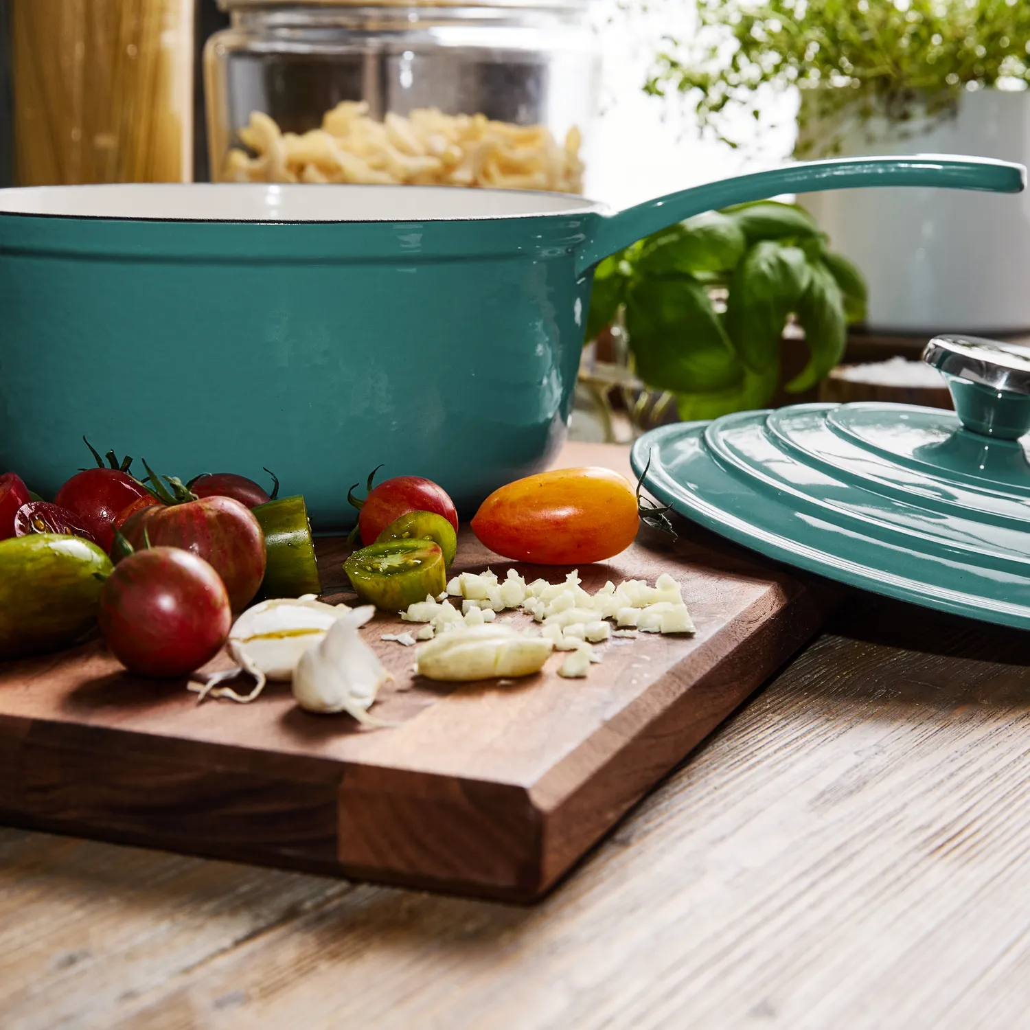 Sur la table Enameled Cast Iron 5-Piece Set