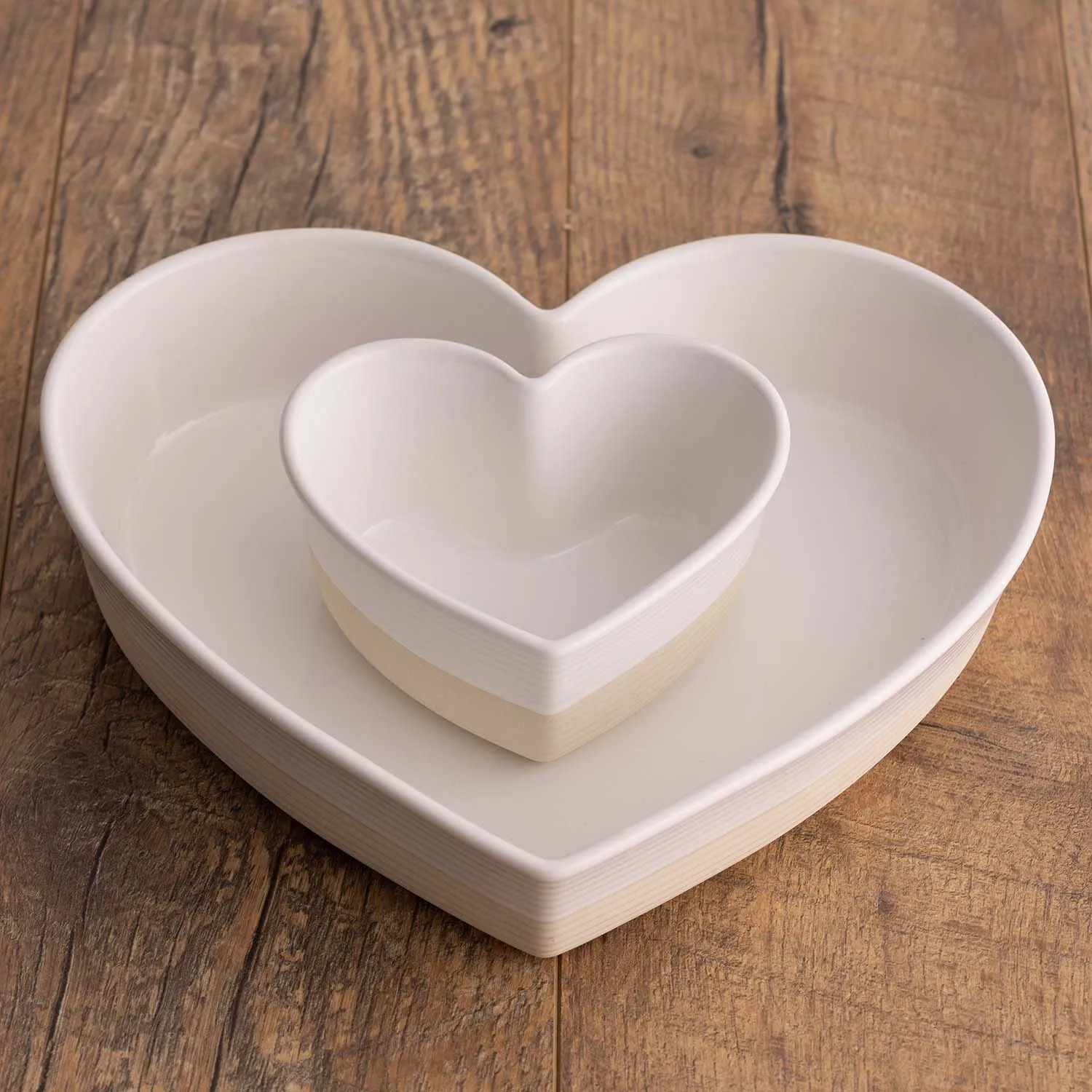 Mason Cash Rustic Charm Heart Dishes, Set of 2
