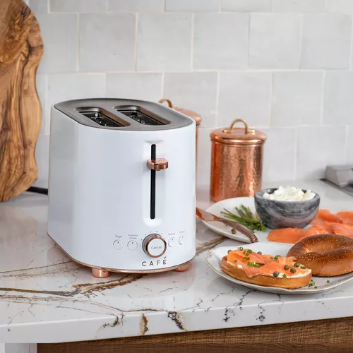 Café™ Express Finish Toaster
