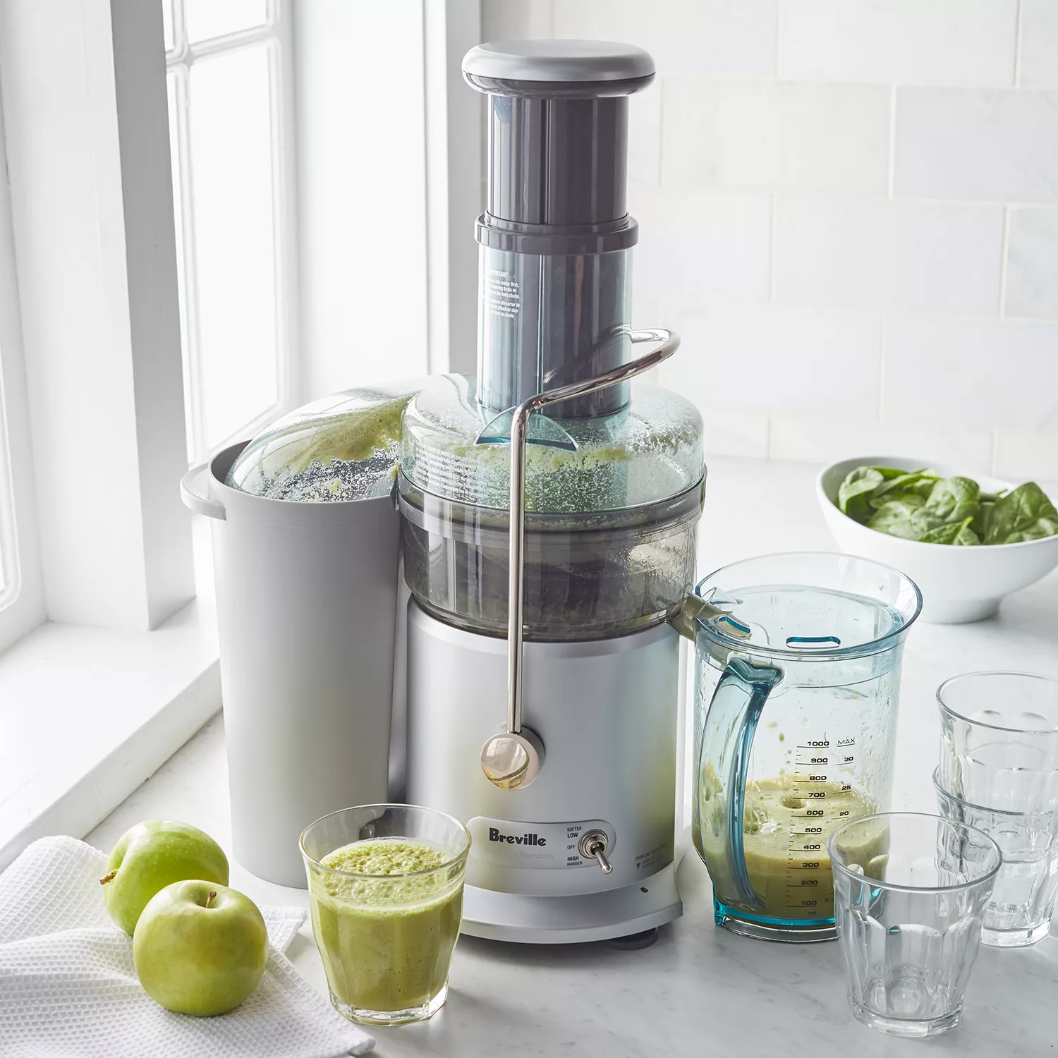 The Breville Juice Fountain Plus | Sur La Table