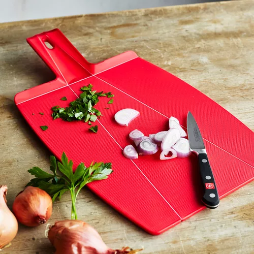 Sur La Table Prep & Pour Cutting Board