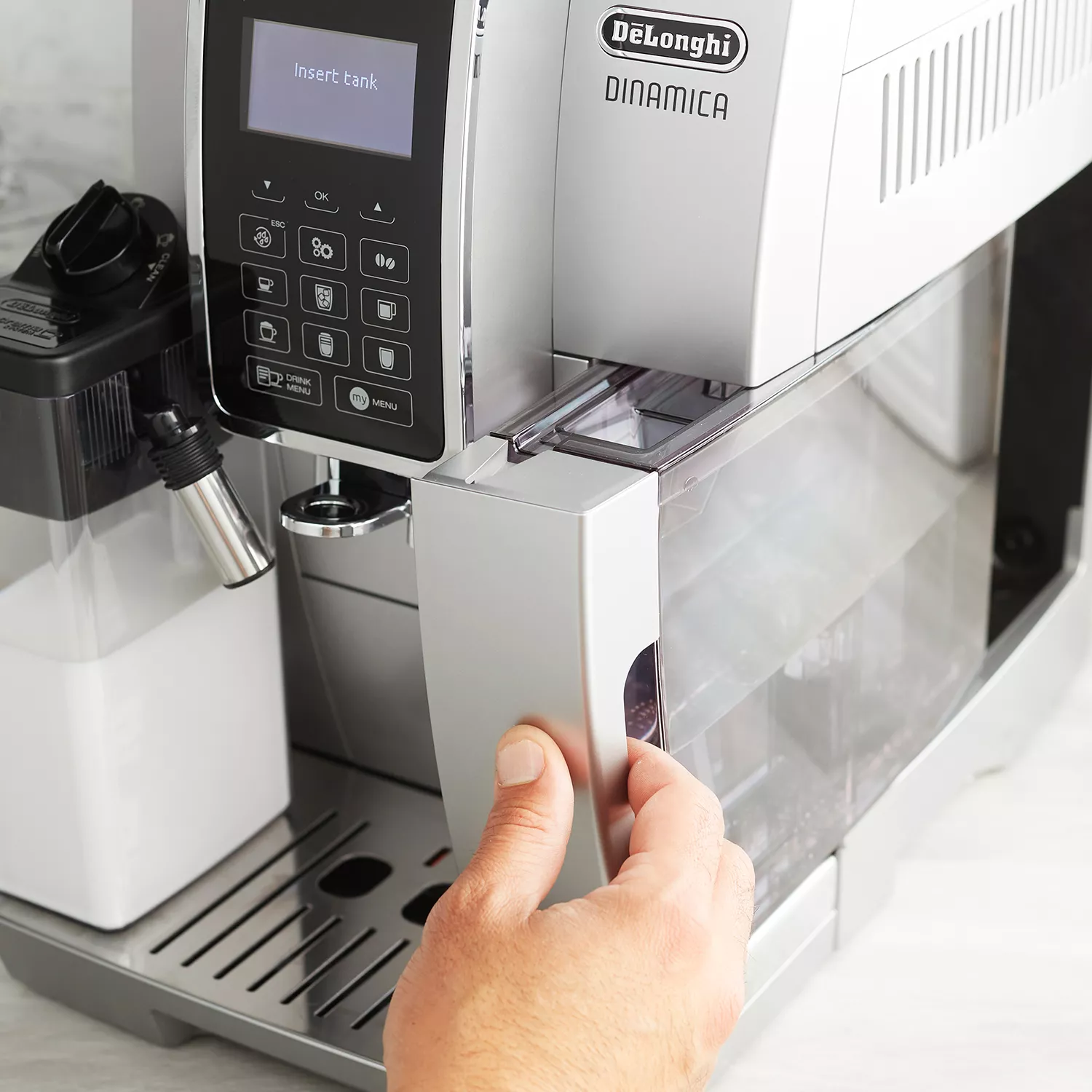De&#8217;Longhi Dinamica Fully Automatic Espresso Machine with LatteCrema&#8482;