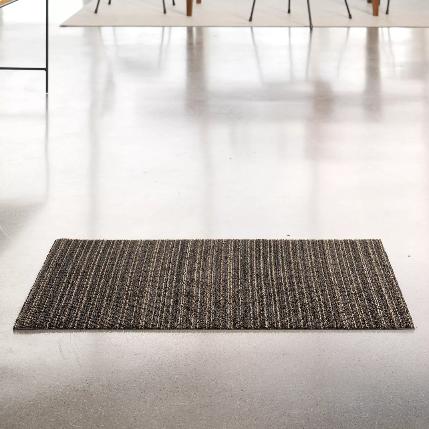 Chilewich Skinny Stripe Shag Mat, Steel