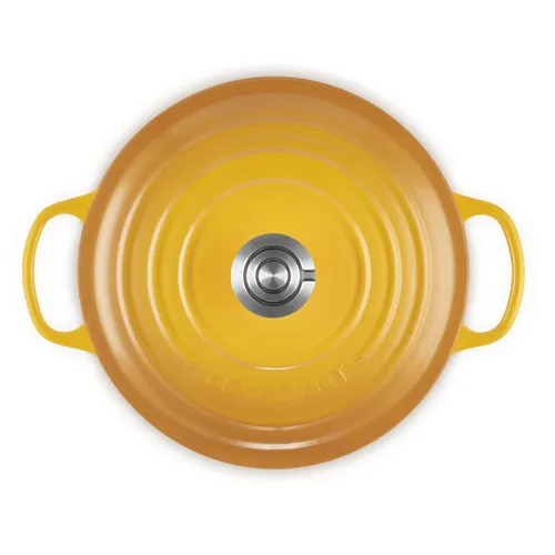 Le Creuset Signature Round Dutch Oven, 5.5 Qt.