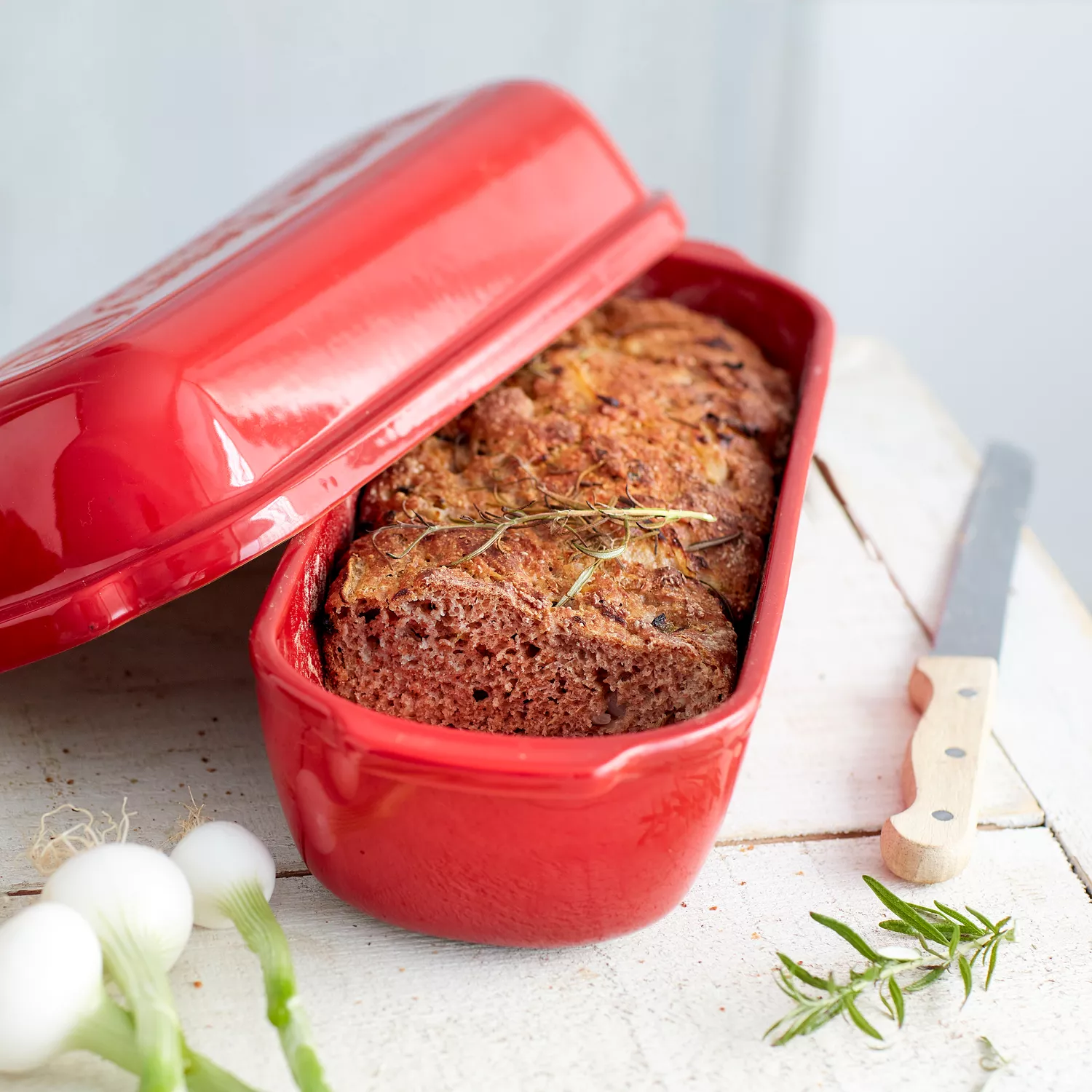 Emile Henry Pullman Loaf Baker