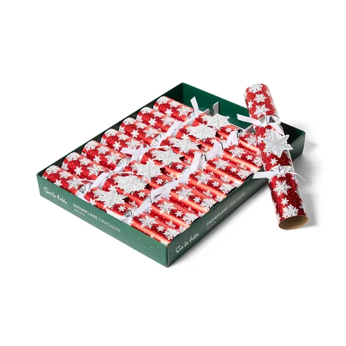 Sur la table Snowflake Crackers, Set of 8