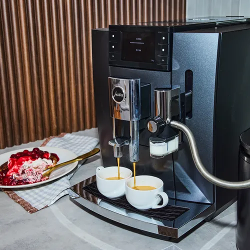 JURA E10 Automatic Coffee Machine