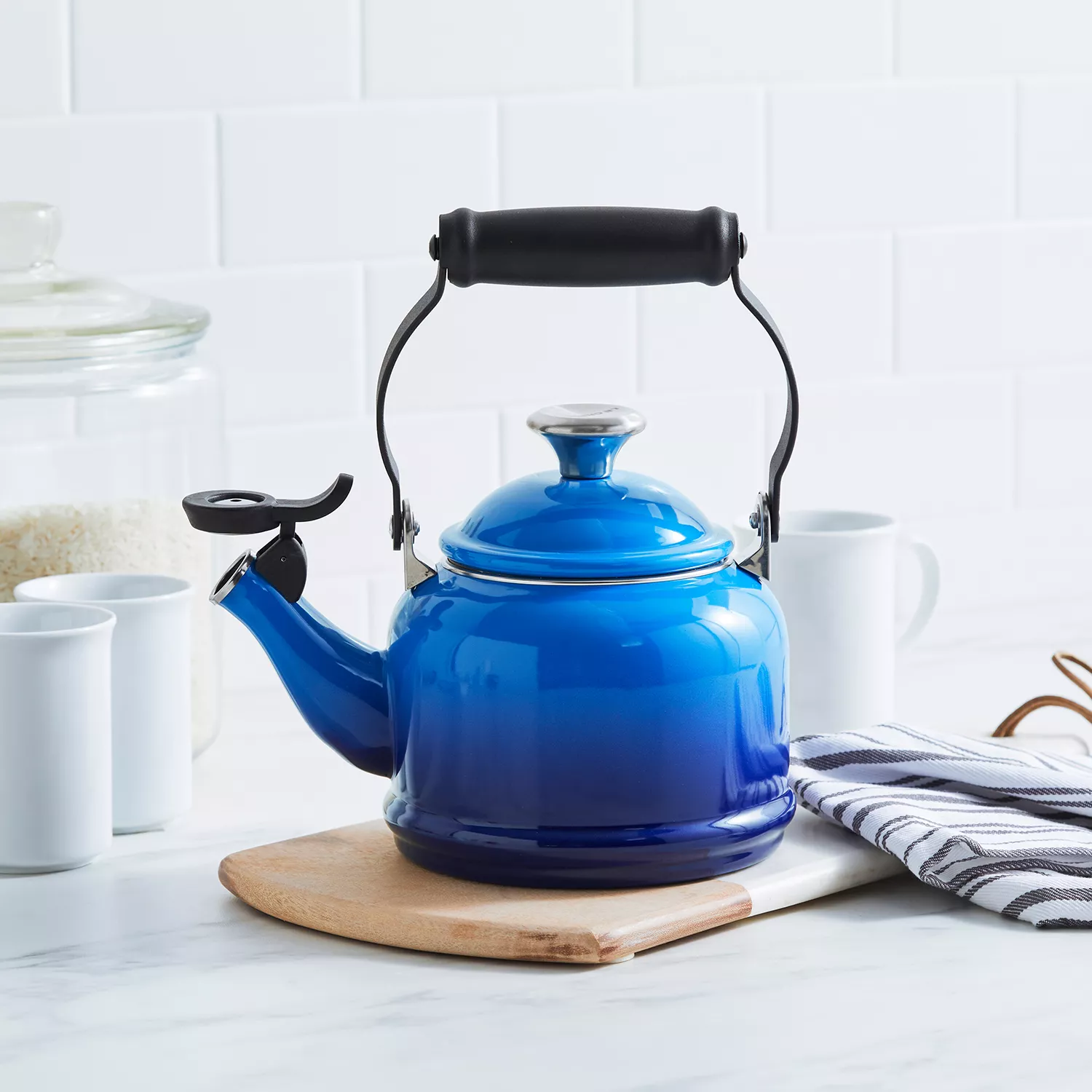 Le Creuset Demi Teakettle