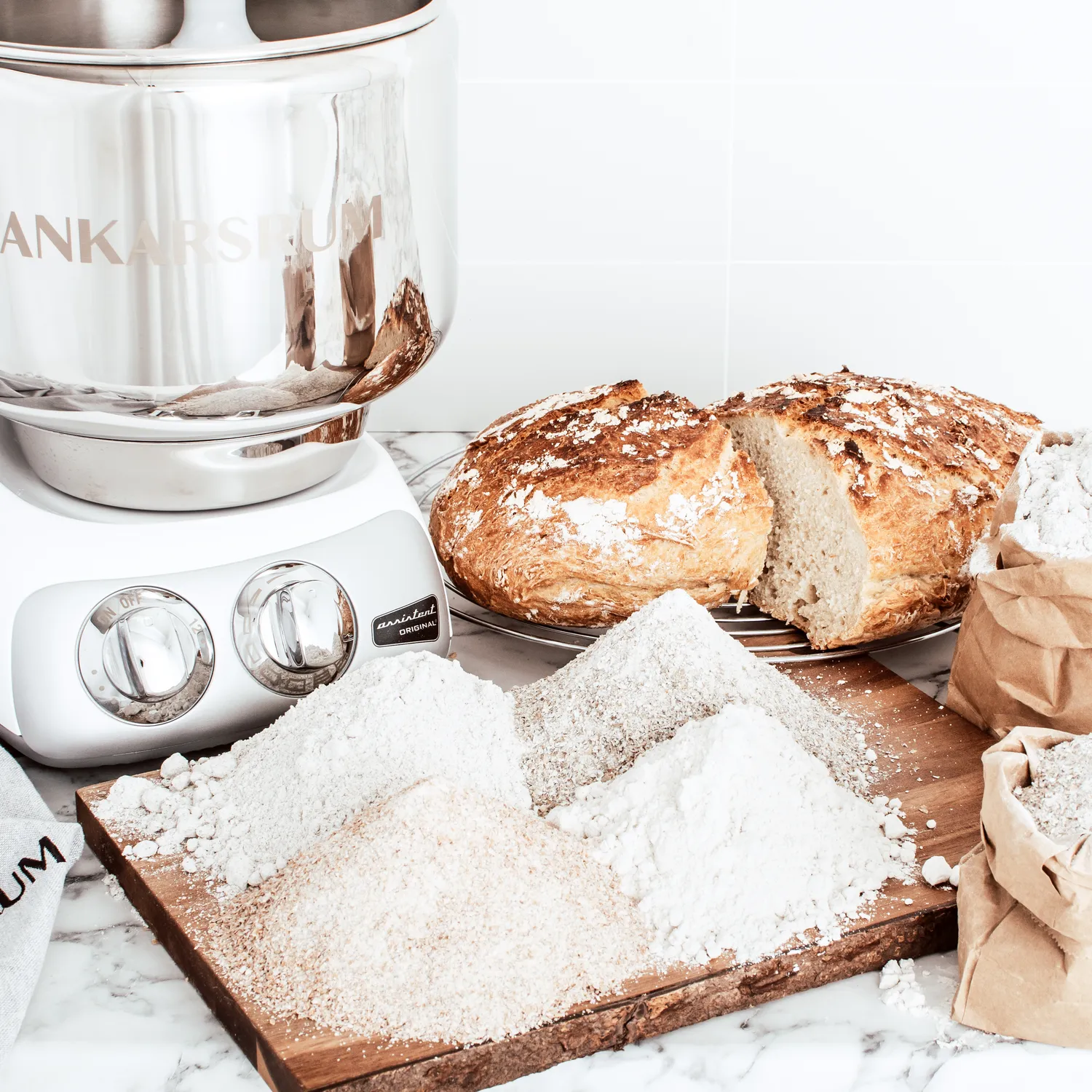 Ankarsrum Assistent® Original Stand Mixer, 7 Qt. 