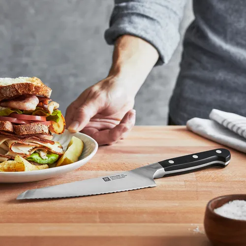 Zwilling Pro 7" Deli Bread Knife