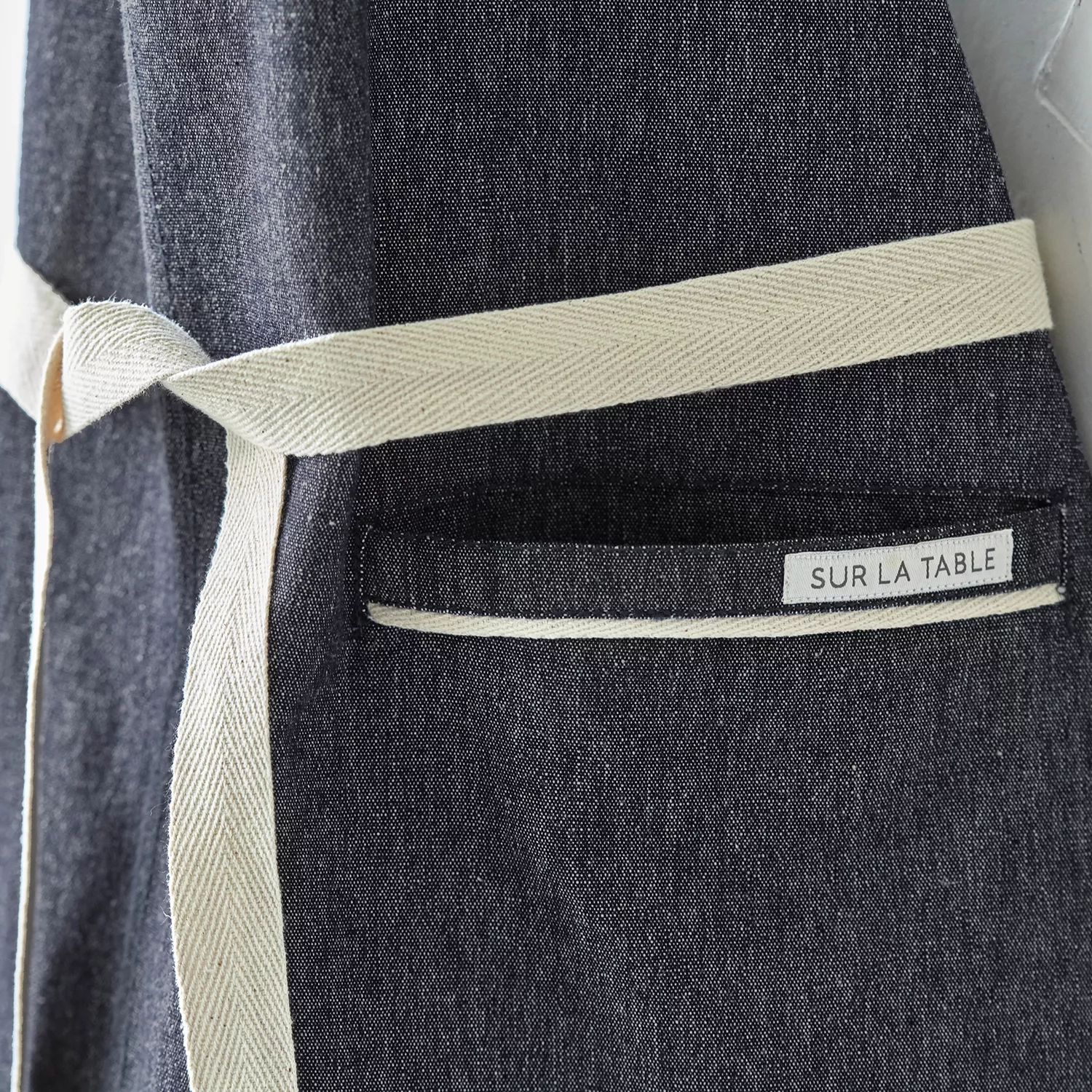 Sur La Table The Sommelier Signature Apron