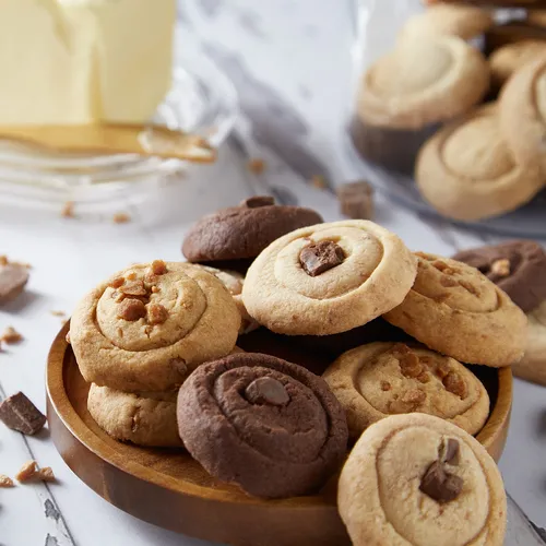 Mary Macleod's Signature Shortbread Cookie Tin