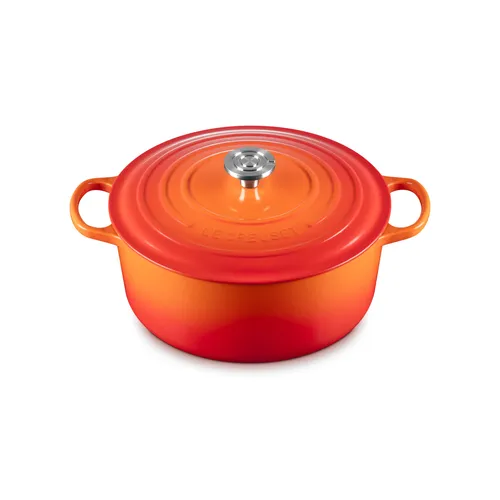 Le Creuset Signature Round Dutch Oven, 9 qt.