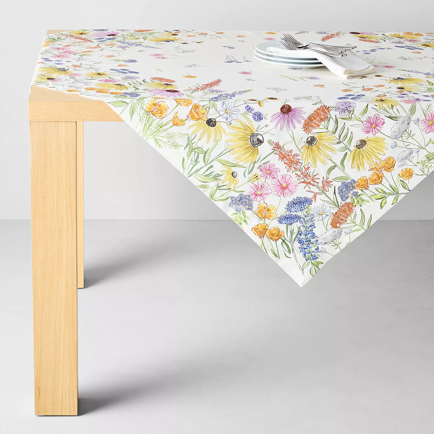 Sur La Table Wildflower Table Throw