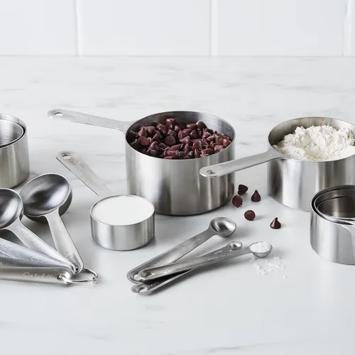Sur La Table 16-Piece Ultimate Measuring Set