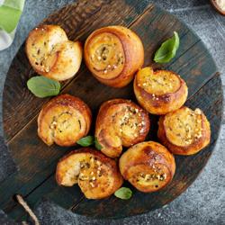 Online Holiday Dinner Rolls (Eastern Time)