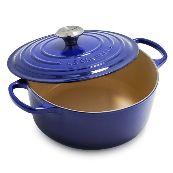 Le Creuset Signature Round Dutch Oven, 5.5 Qt.