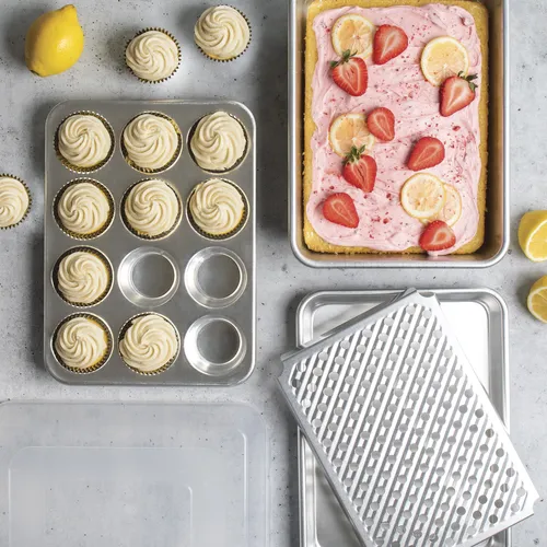 Nordic Ware Bake & Store 5-Piece Bakeware Set