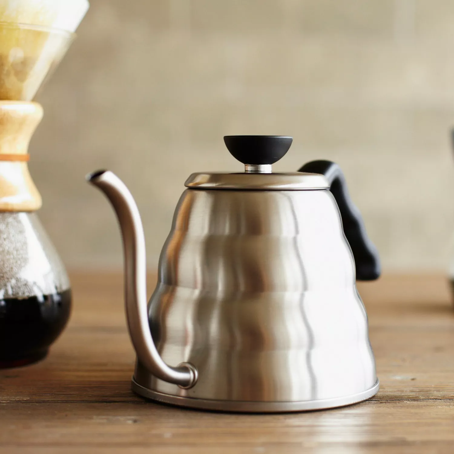 Hario V60 Buono Pouring Kettle Overview 