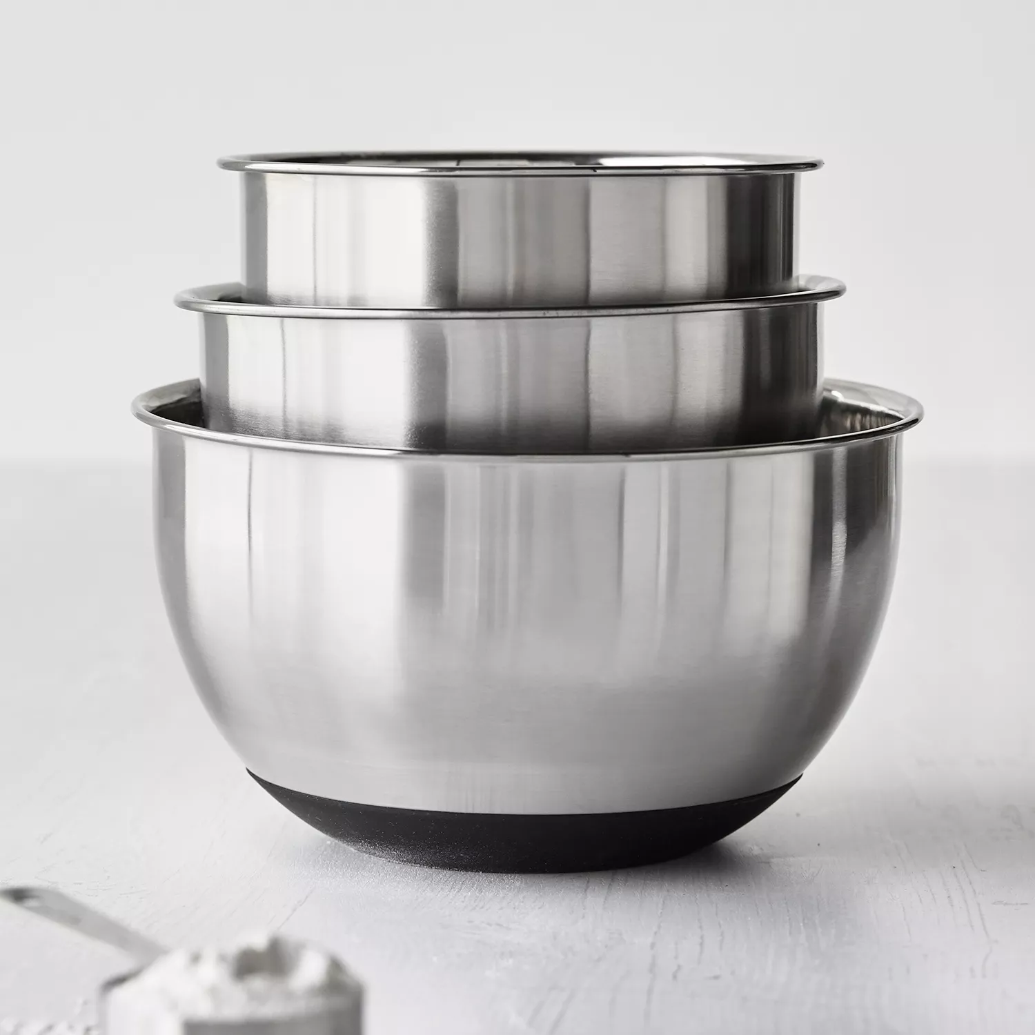 Cuisinart Set of 3 Stainless Steel Mixing Bowls with Non-Slip Base